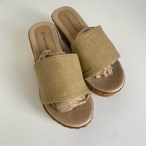 Pierre Dumas Tan Mules with Minimalist Design